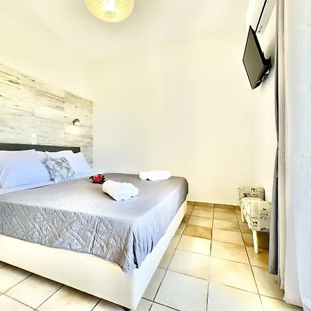 Trousas With Private Pool By Dadovillas Βίλα Κασσιόπη