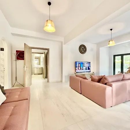 Trousas With Private Pool By Dadovillas *